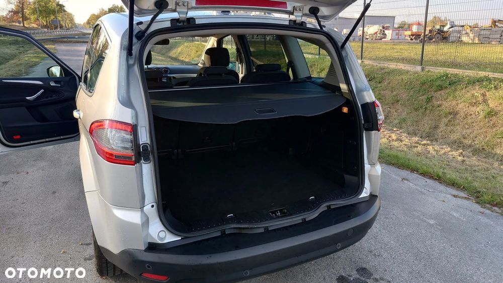 Ford S-Max - 7
