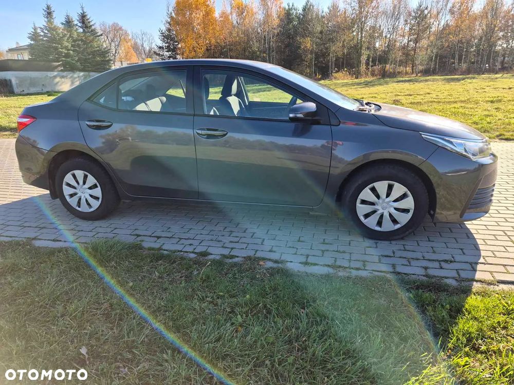 Toyota Corolla 1.6 Classic Plus - 6