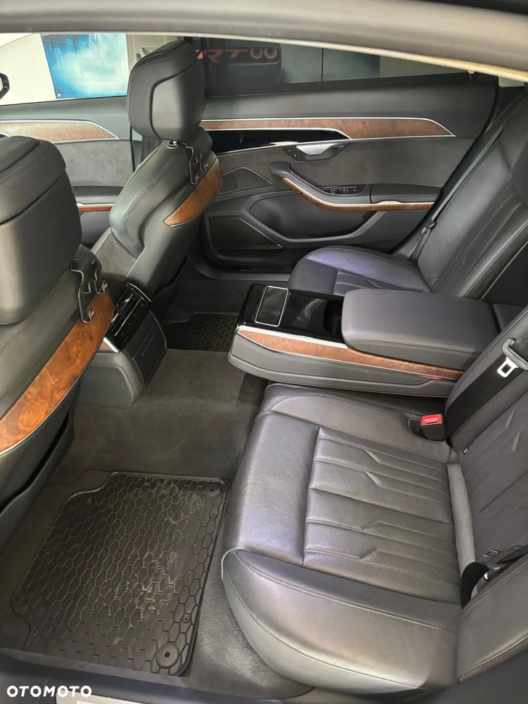 Audi A8 - 22