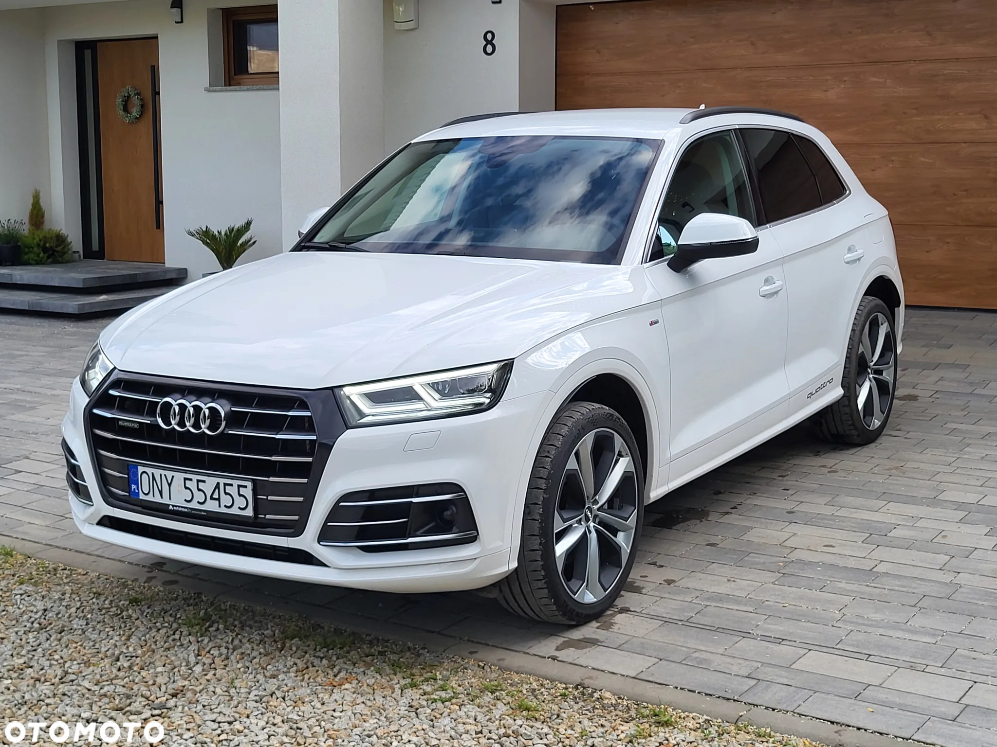 Audi Q5 55 TFSI e Quattro S tronic - 2
