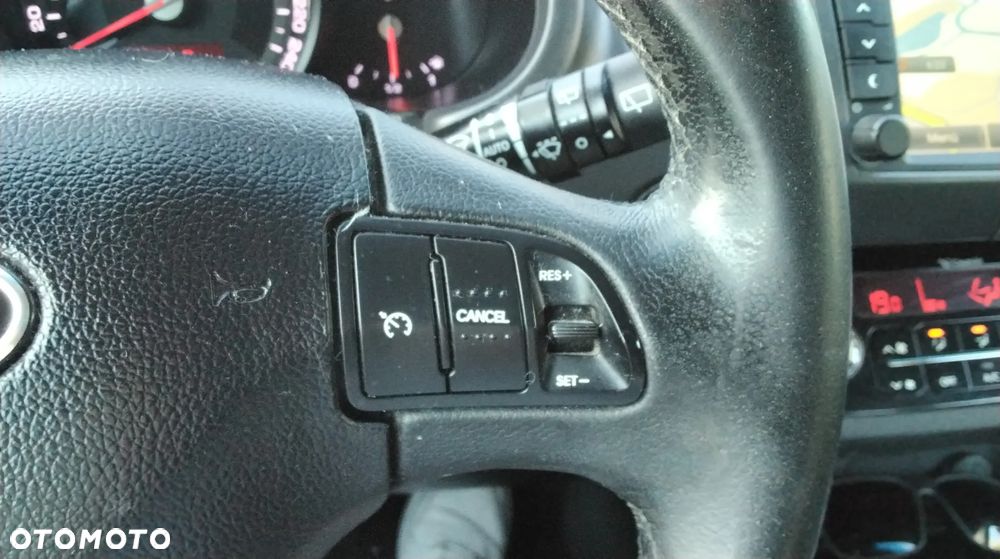 Kia Sportage 2.0 CVVT 4WD Automatik Spirit - 21