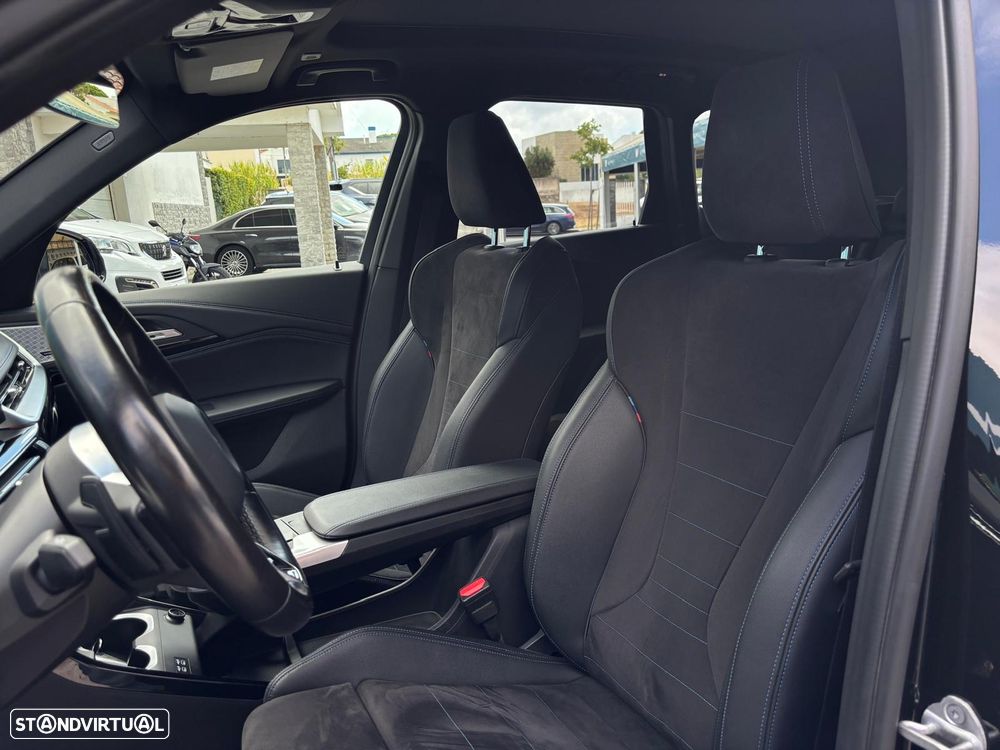 BMW iX1 xDrive30 M Sport Pack - 6