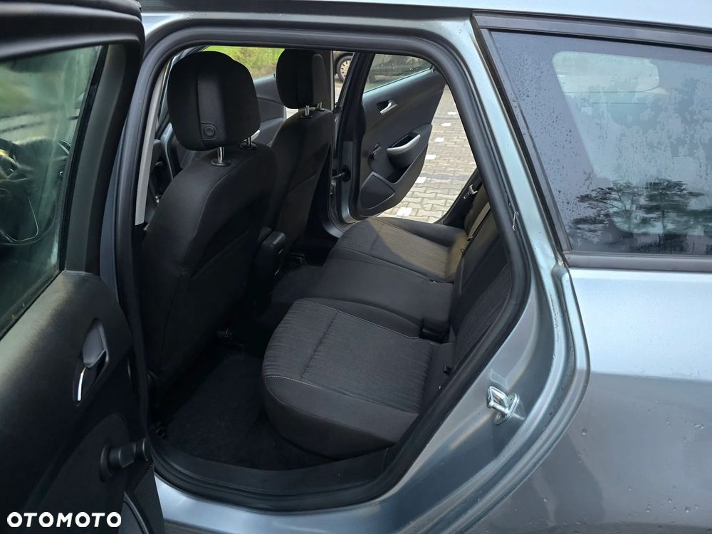 Opel Astra 1.4 Turbo Edition - 9