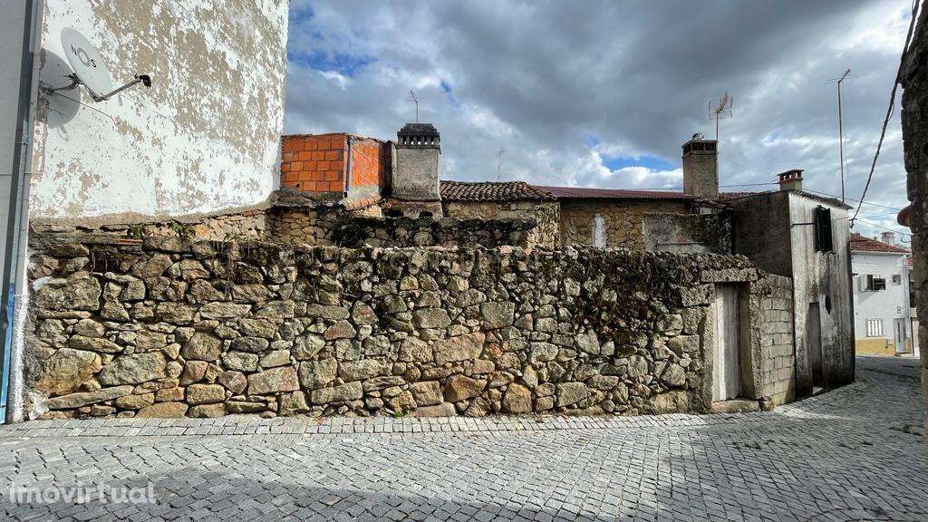 Moradia em pedra, Escalos de Baixo, Castelo Branco - Grande imagem: 5/5