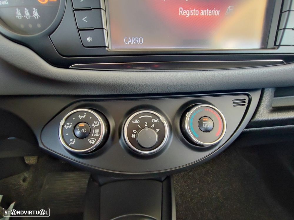 Toyota Yaris 1.33 VVT-i Comfort - 14