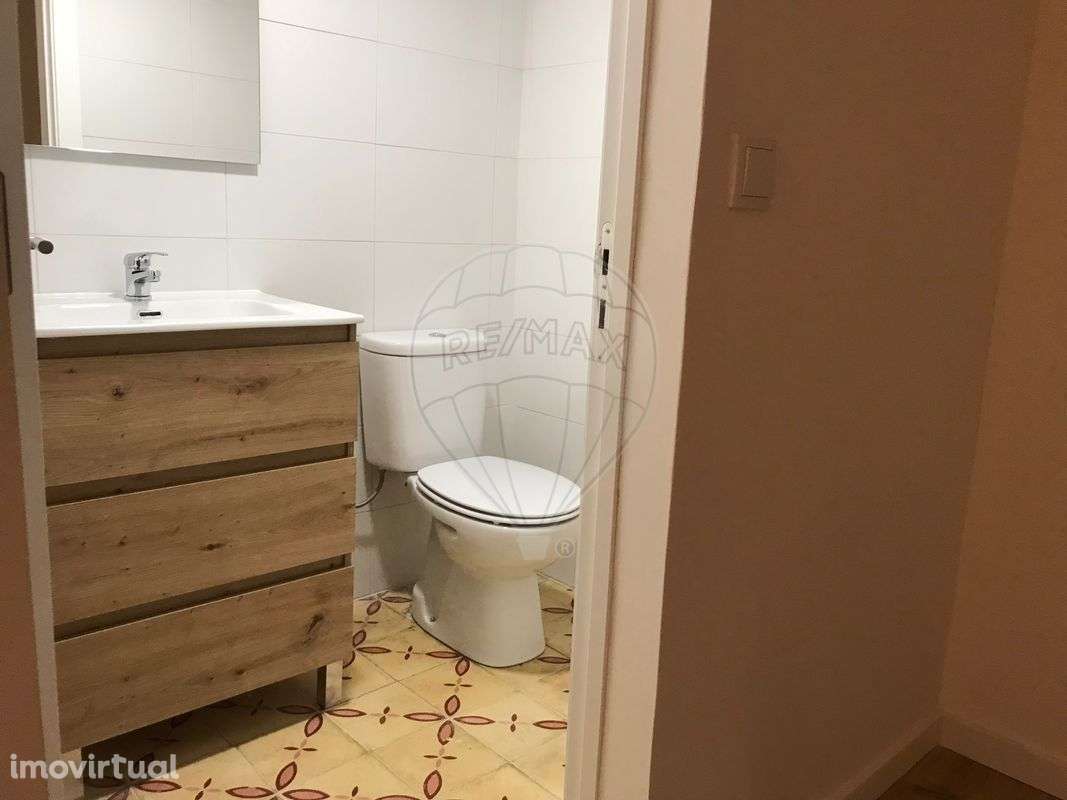 Escritório T5 para arrendamento - Grande imagem: 2/29