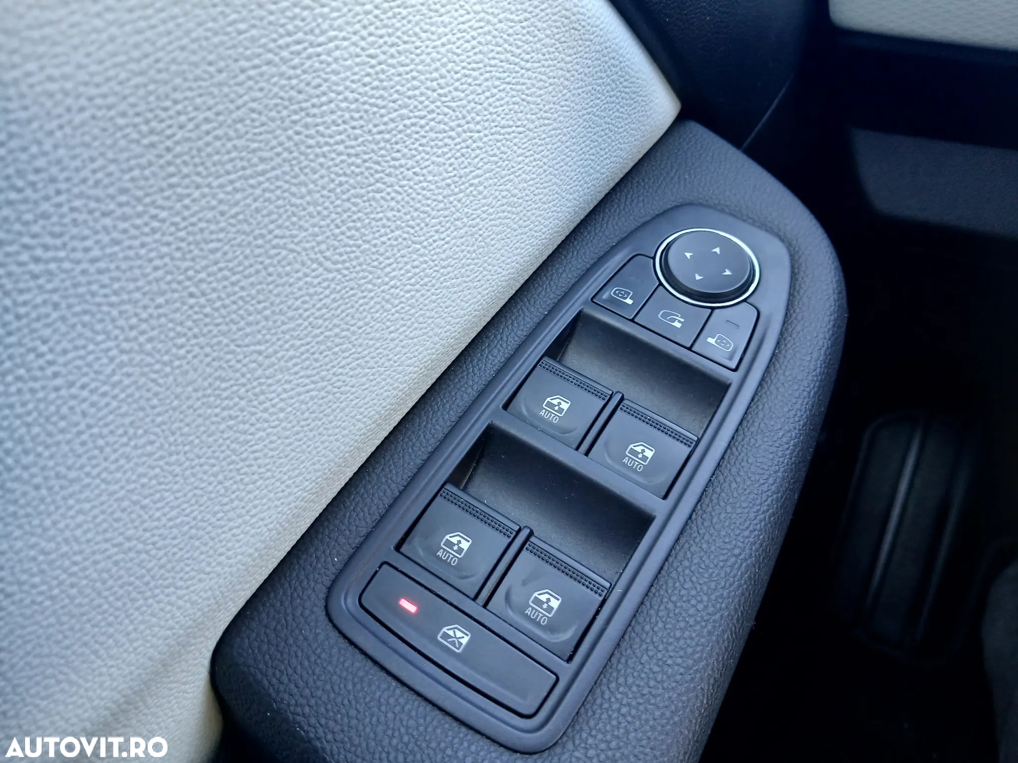 Renault Clio V TCe 90 Techno - 11