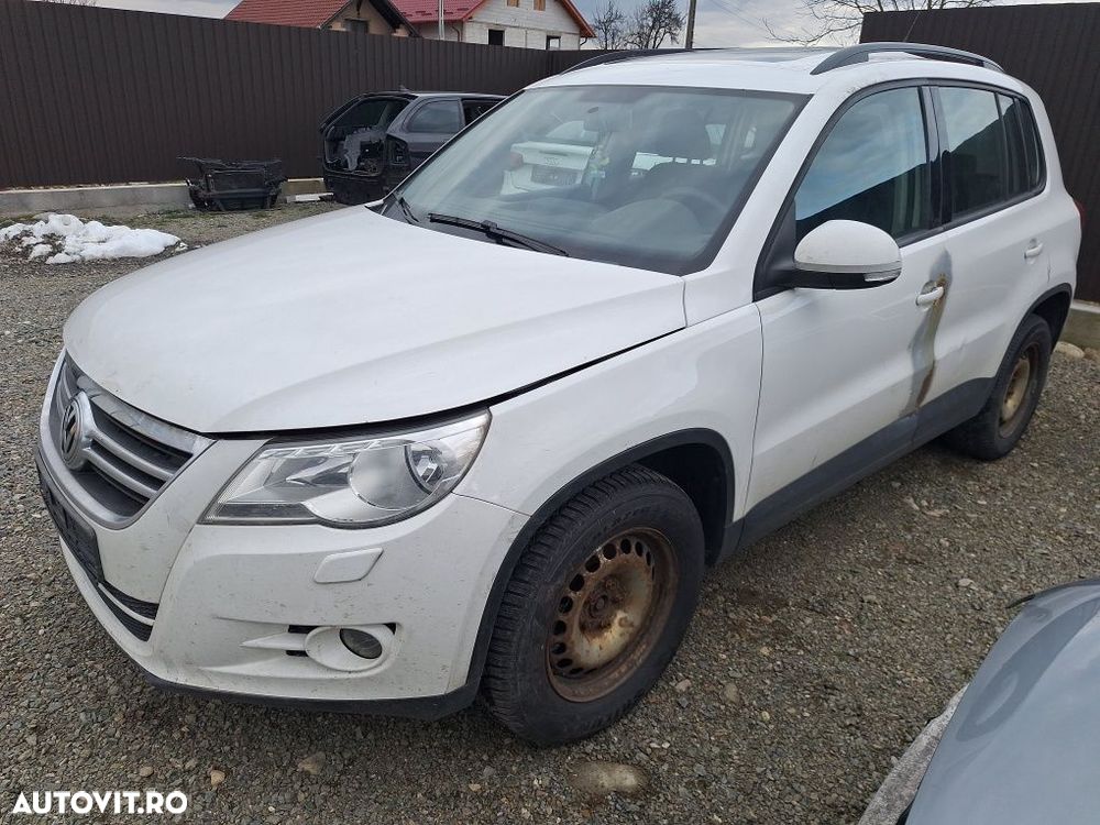 Dezmembrez VW Tiguan 2010 motor 1.4 tsi CAV culoare alb  LB9A - 3