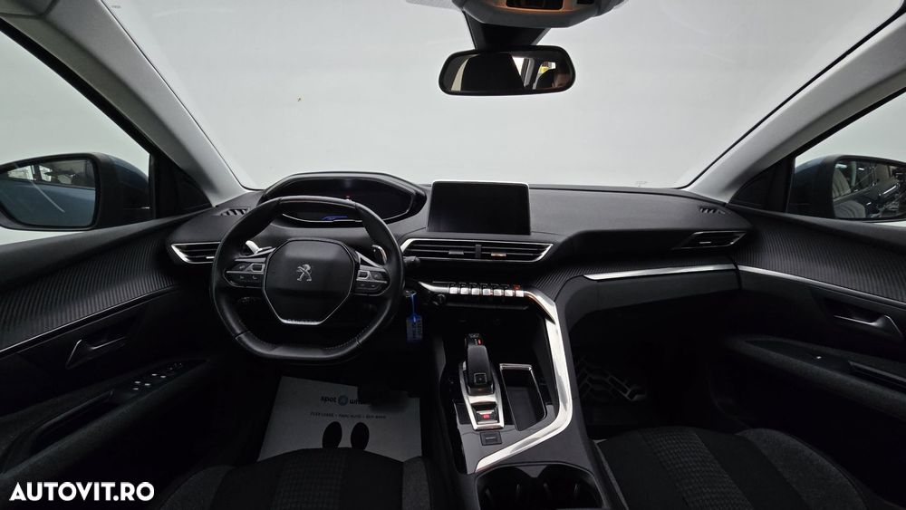 Peugeot 5008 - 15