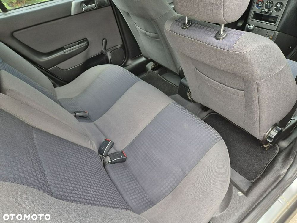 Opel Astra - 19
