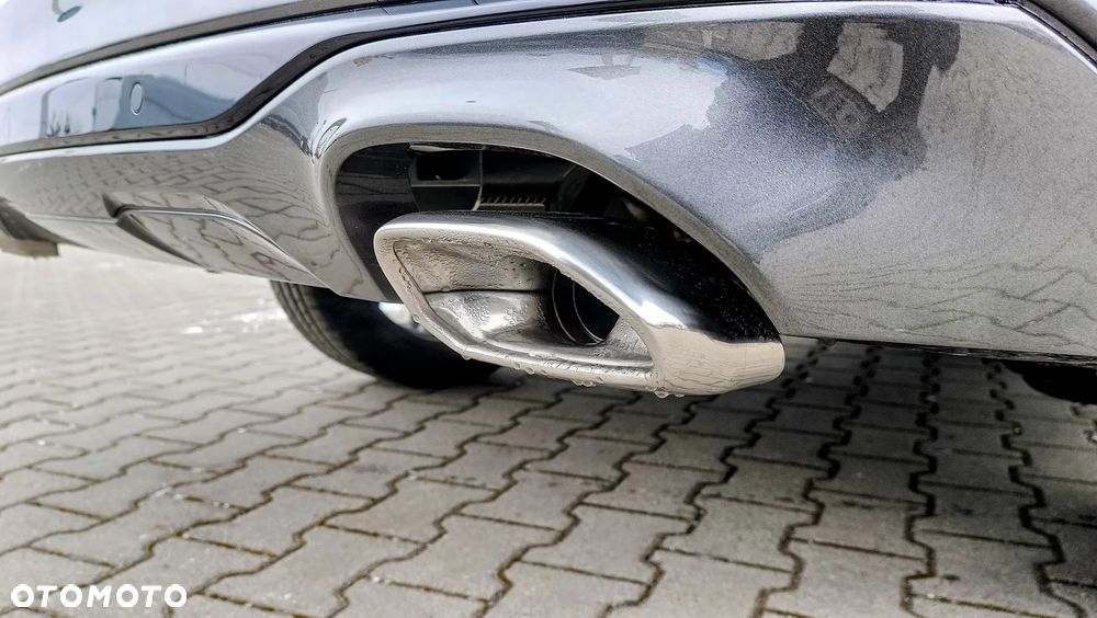 Ford Kuga 2.5 FHEV AWD ST-Line X - 11