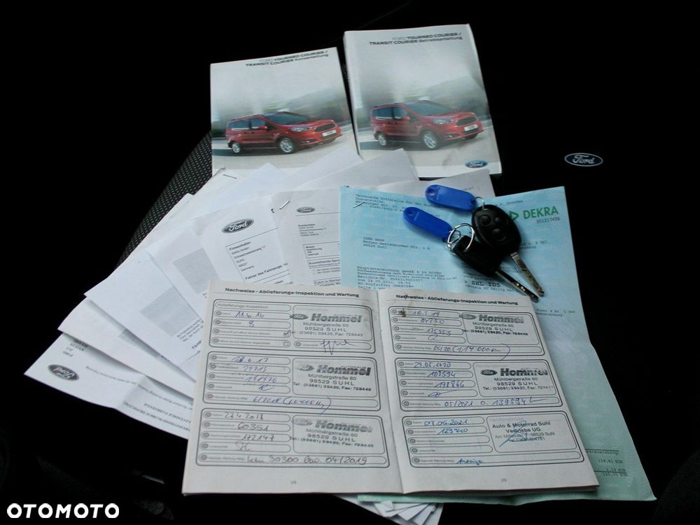 Ford Transit Courier - 31