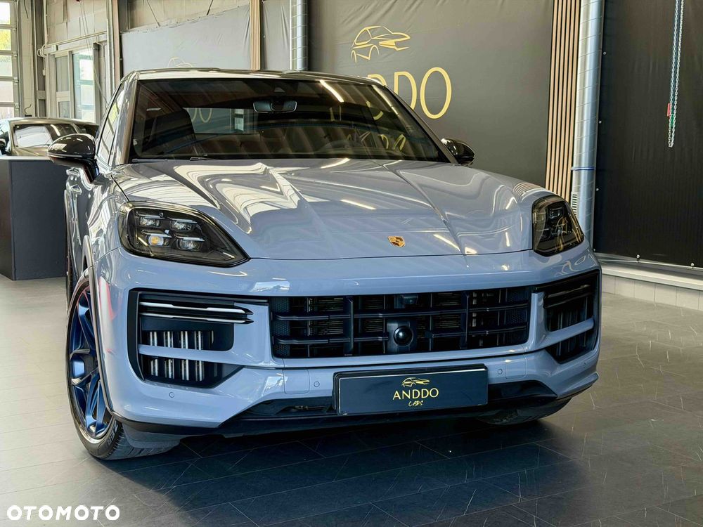 Porsche Cayenne Turbo E-Hybrid PHEV GT - 3