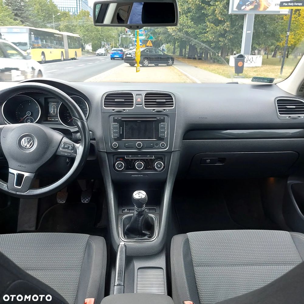 Volkswagen Golf 1.6 TDI Comfortline - 7