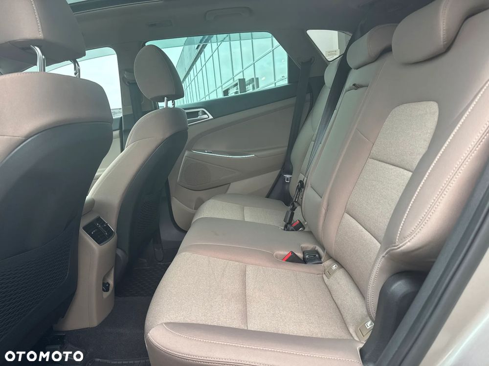 Hyundai Tucson 1.6 CRDi Style 2WD DCT - 26