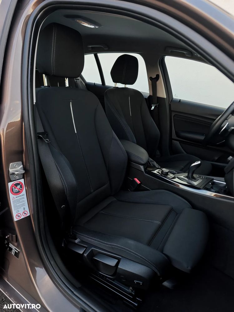 BMW Seria 1 120d Sport-Aut. Sport Line - 7