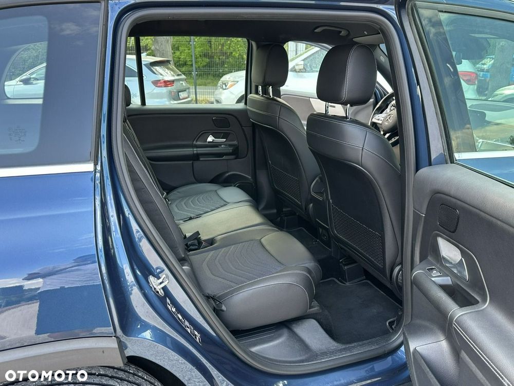 Mercedes-Benz GLB 200 7G-DCT - 22