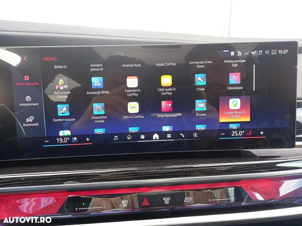 BMW Seria 7 740d xDrive MHEV - 27