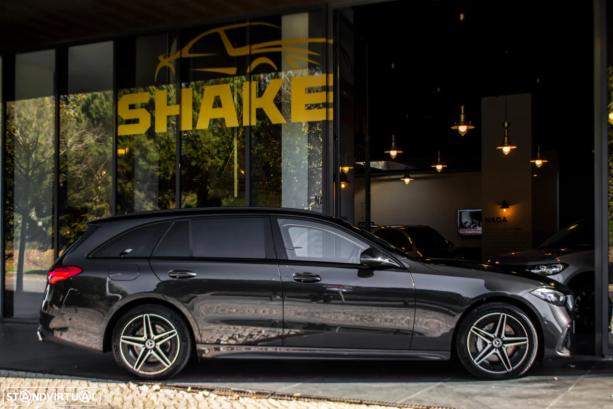 Mercedes-Benz C 300 e AMG Line - 5