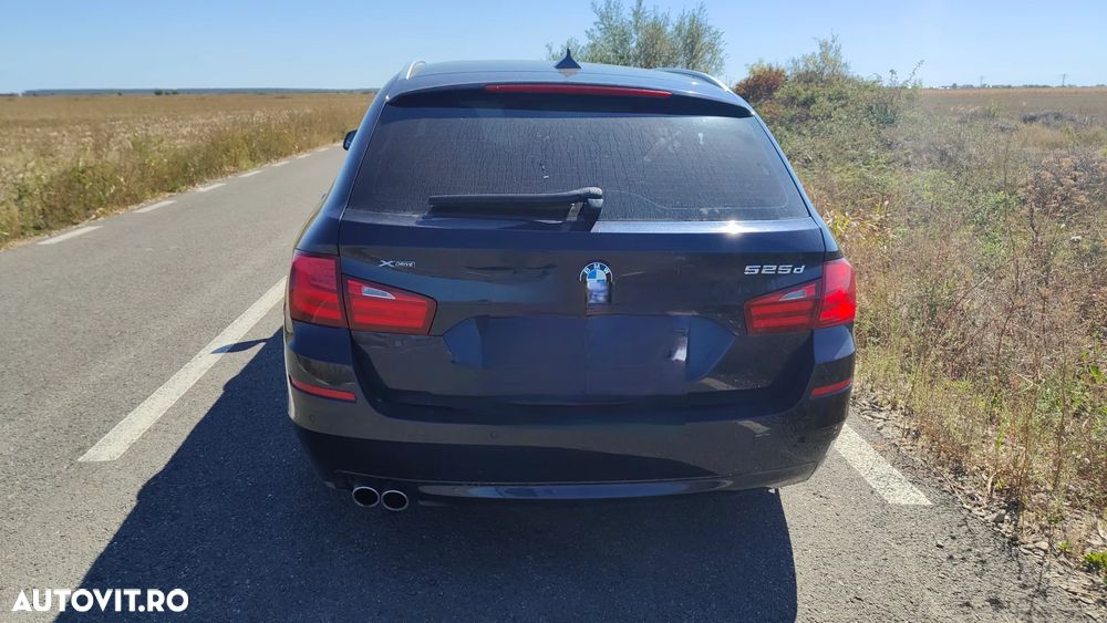 BMW Seria 5 525d xDrive Touring - 3