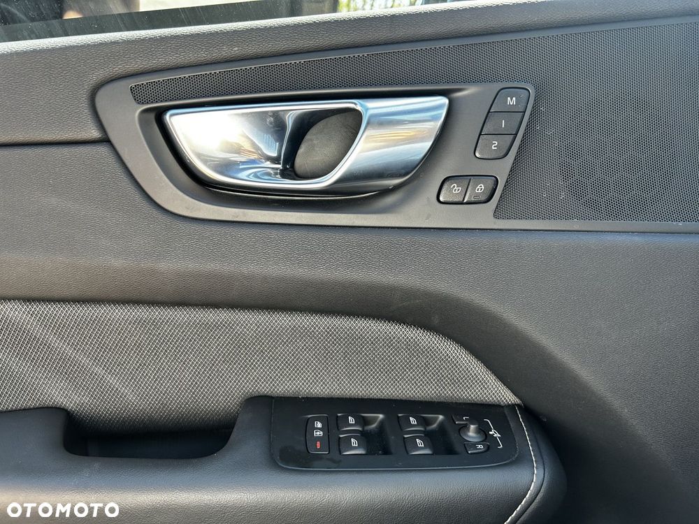 Volvo XC 60 - 15