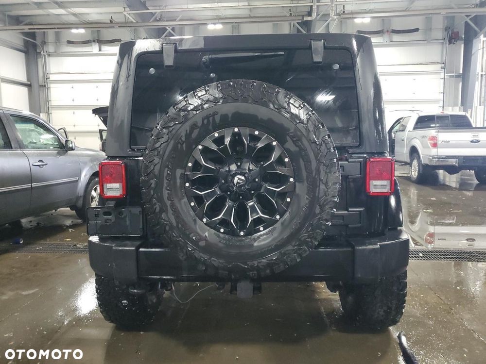 Jeep Wrangler 3.6 Unlim Black Edition II - 6