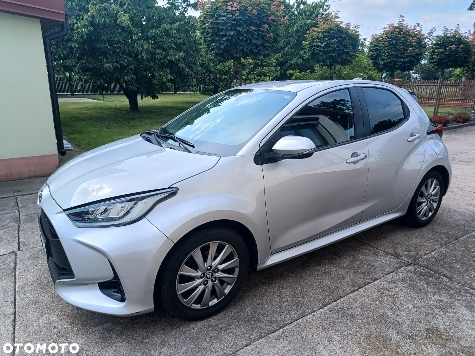 Toyota Yaris 1.5 VVT-i Luxe - 1