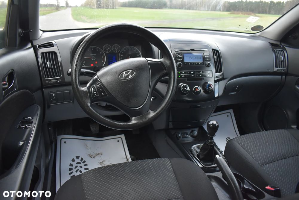 Hyundai i30 i30cw 1.4 FIFA WM Edition - 22