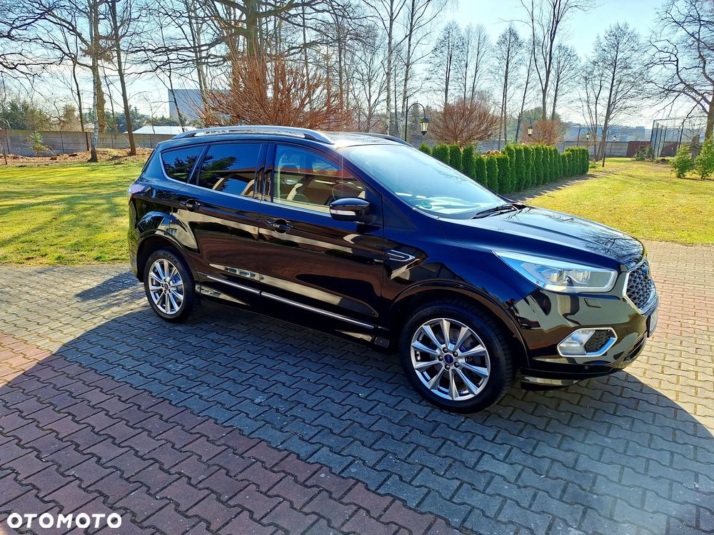 Ford Kuga - 1