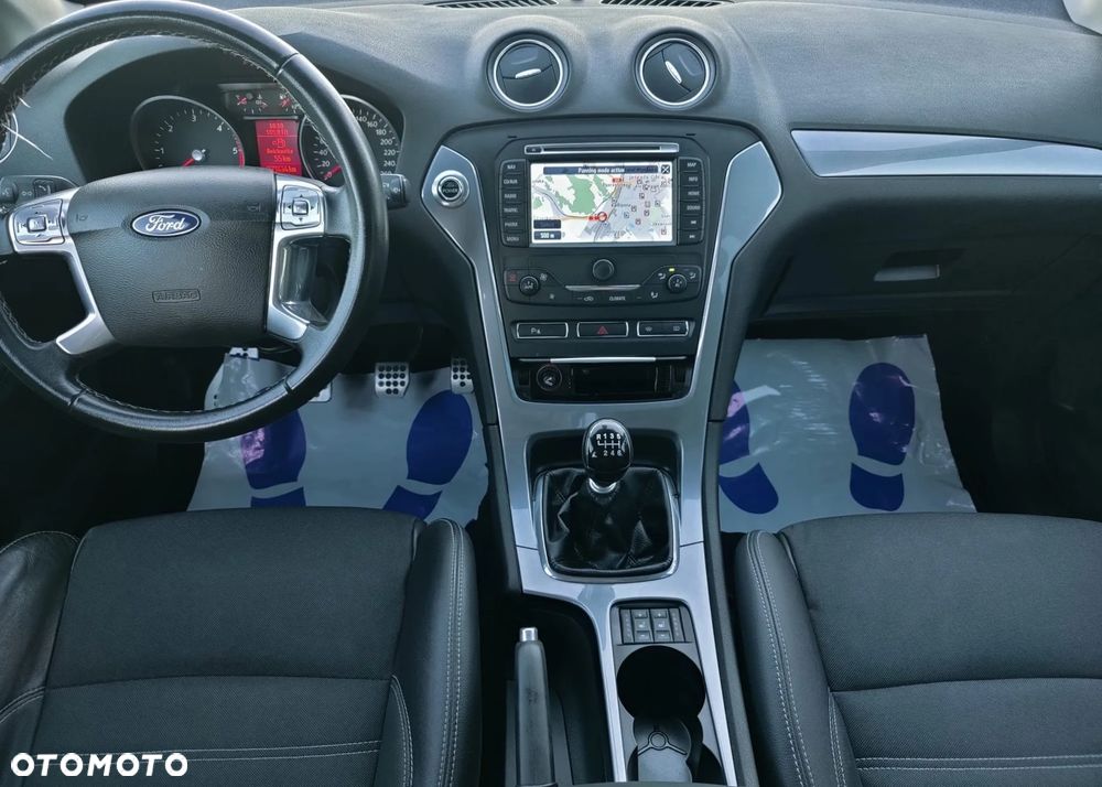 Ford Mondeo 2.0 TDCi Champions Edition - 6