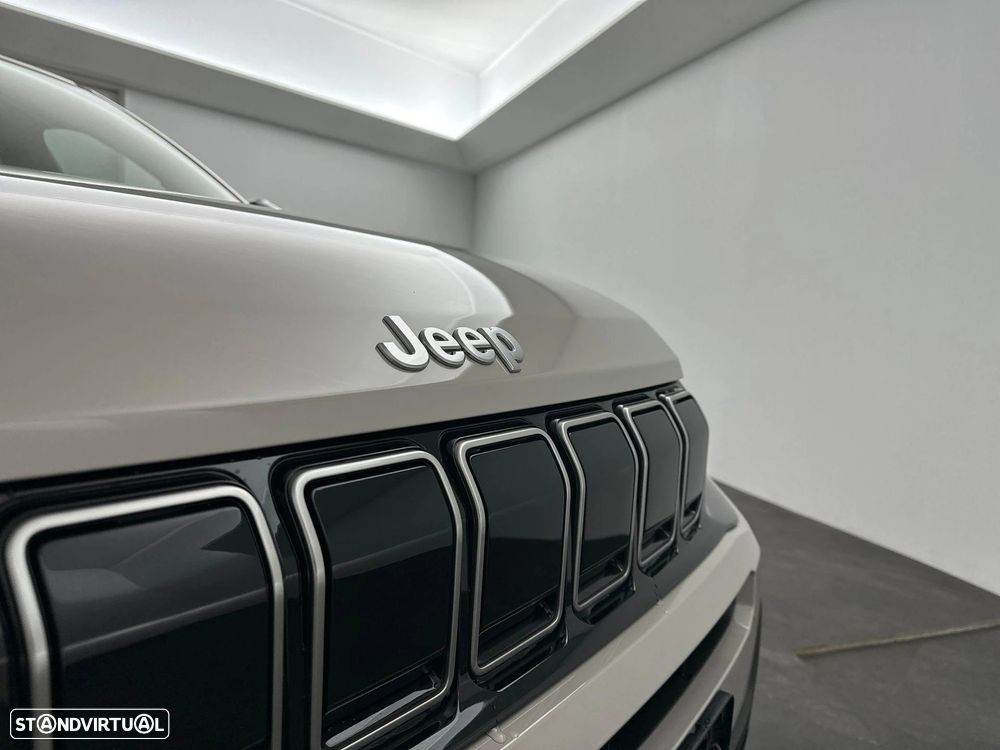 Jeep Avenger Summit - 9