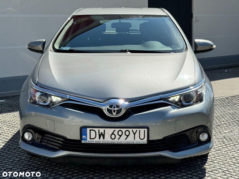 Toyota Auris 1.6 Premium MS - 2