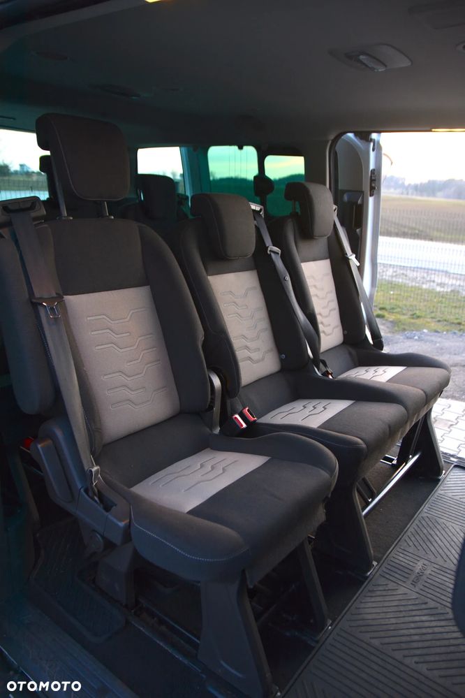 Ford Transit Custom 290 L2H1 Limited - 11