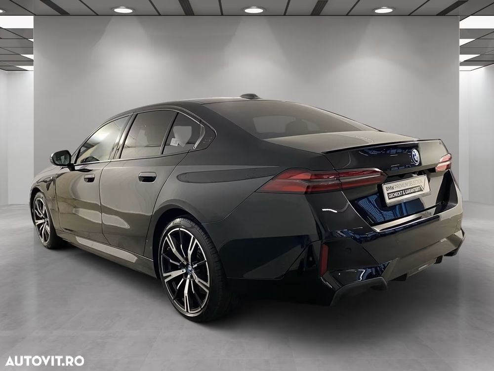 BMW Seria 5 550e xDrive Aut. - 3