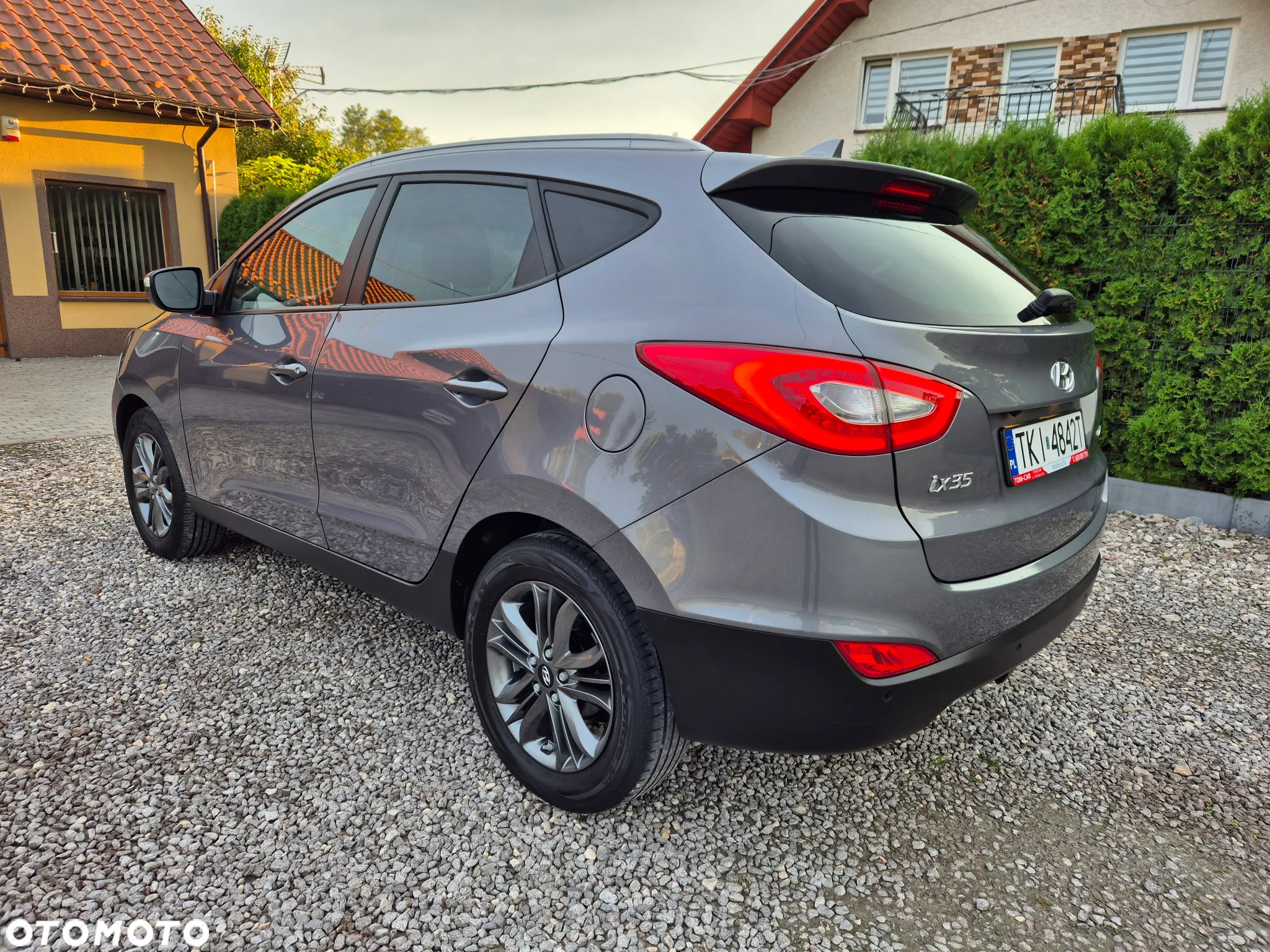 Hyundai ix35 1.7 CRDi 2WD blue Finale Gold - 10