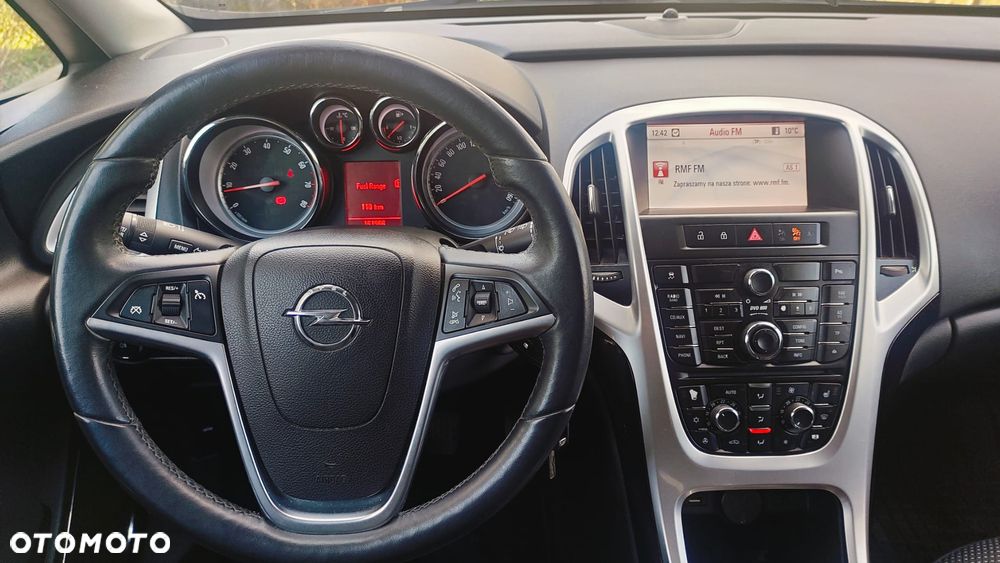 Opel Astra 1.4 Turbo Cosmo - 24