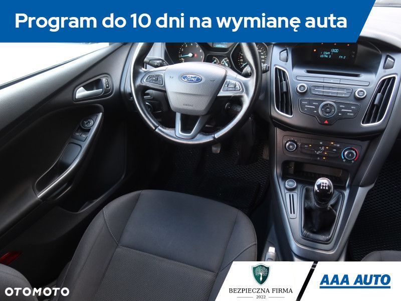 Ford Focus - 8