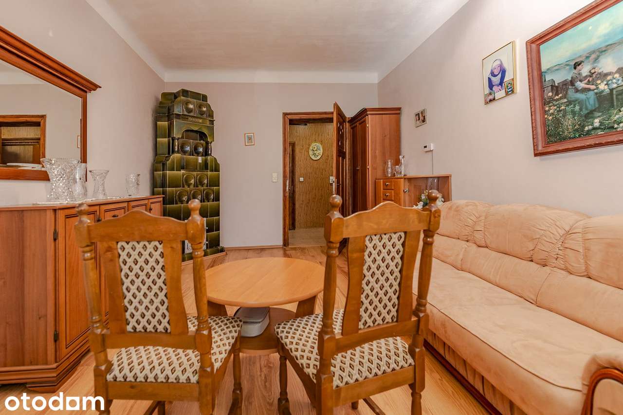 Mieszkanie 70 m2 / 3 duże pokoje / oddziela kuchnia / niski czynsz
