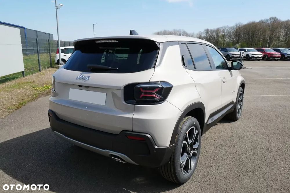 Jeep Avenger 1.2 T3 mHEV Summit FWD eDCT6 - 6