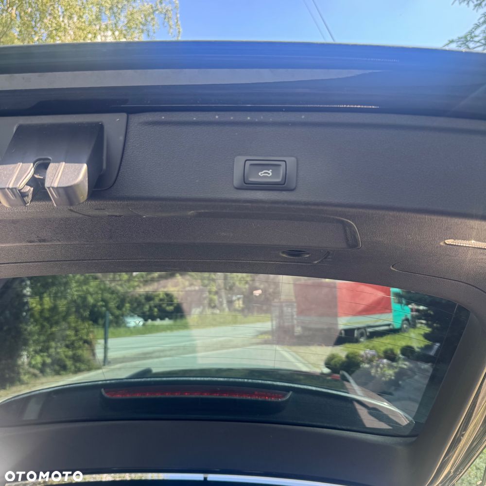 Audi A4 Avant 2.0 TDI Sport S tronic - 9