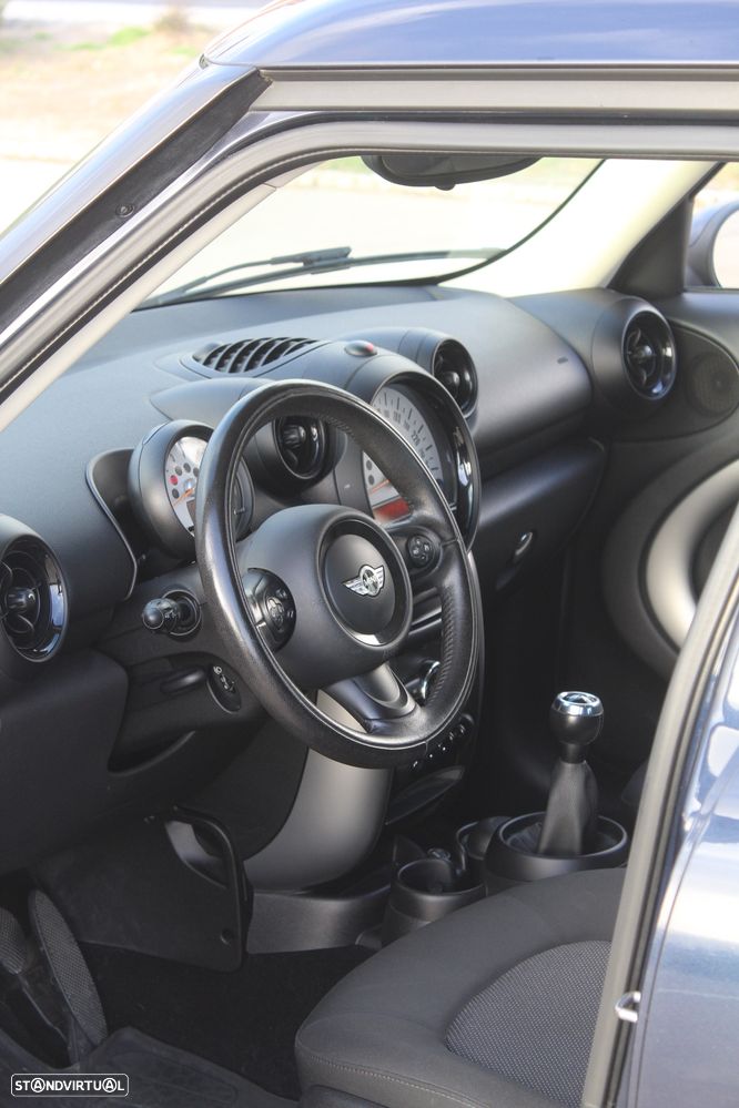 MINI Countryman One D - 7