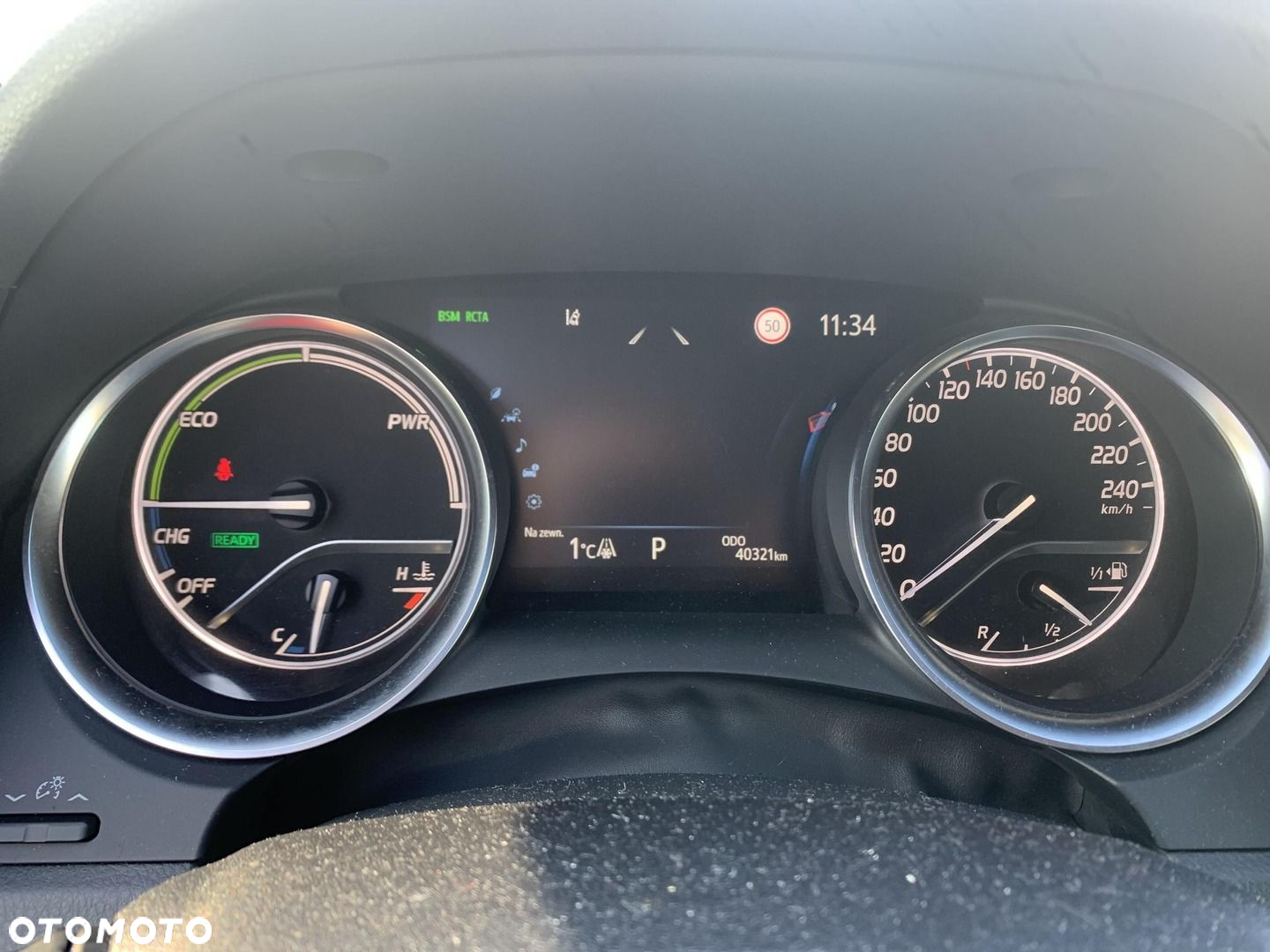 Toyota Camry - 19