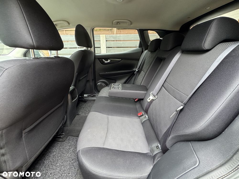Nissan Qashqai 1.2 DIG-T N-Connecta - 15