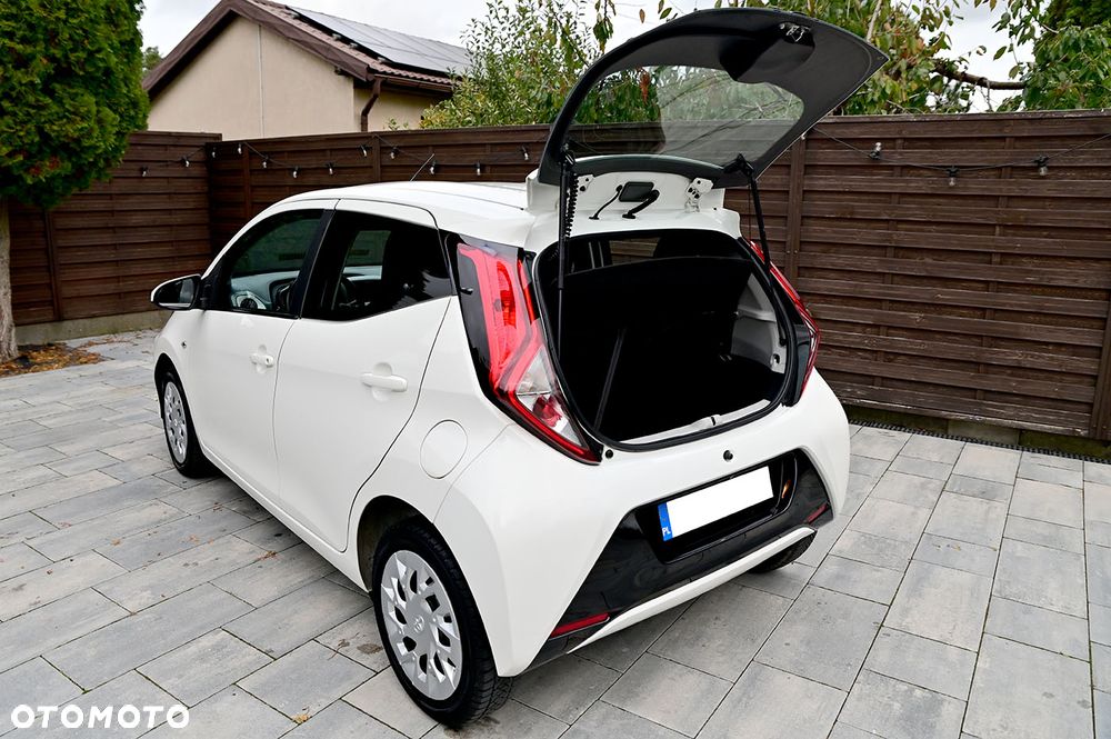 Toyota Aygo 1.0 VVT-i Color Edition - 30