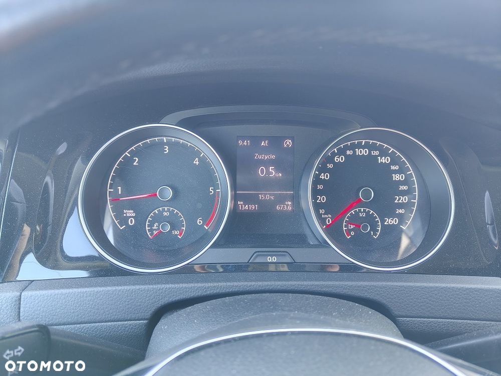 Volkswagen Golf 1.6 TDI SCR IQ.DRIVE - 17