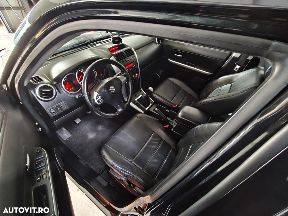 Suzuki Grand Vitara - 5