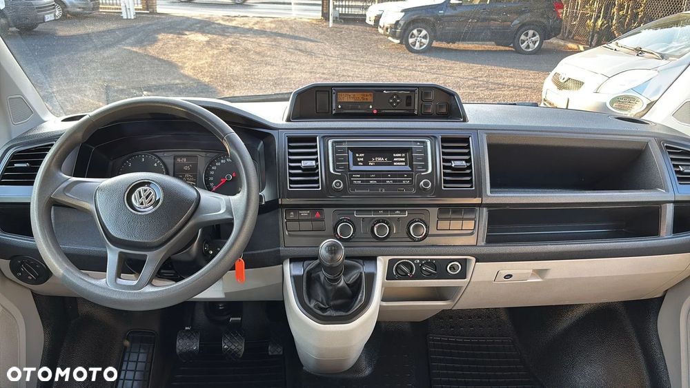 Volkswagen Transporter T6 - 22