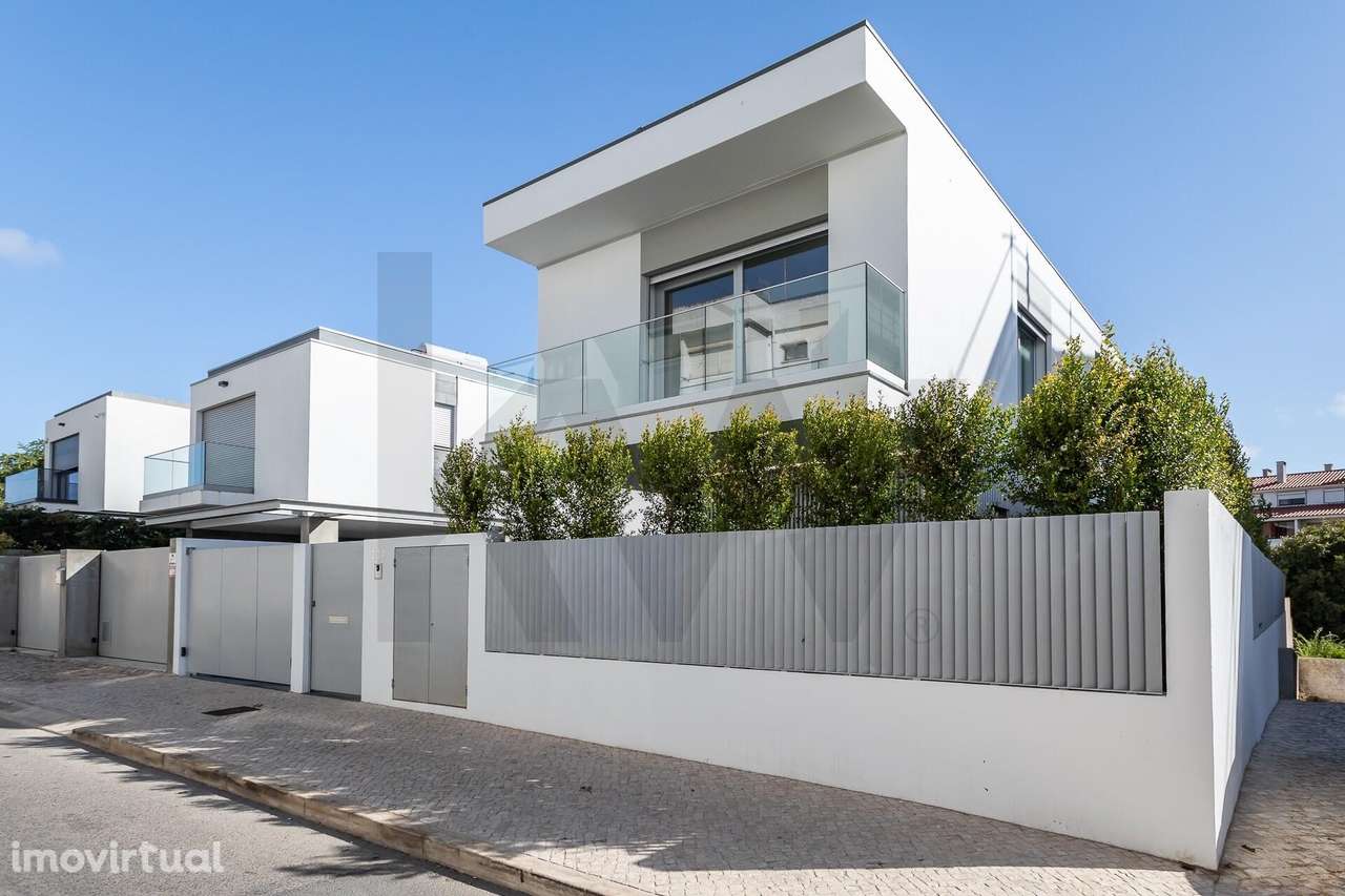 Moradia T3+1 Central com Piscina - Grande imagem: 3/31