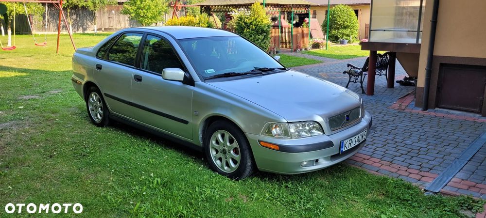 Volvo S40 1.9D - 10