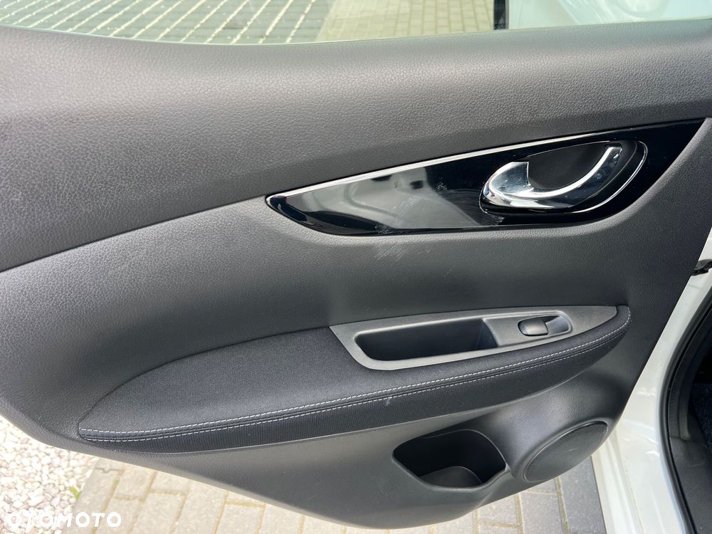Nissan Qashqai 1.6 dCi Tekna - 11